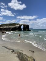 Praia Catedrais.JPG &ndash; &copy; Birgit Kirchner (Eberhardt TRAVEL)