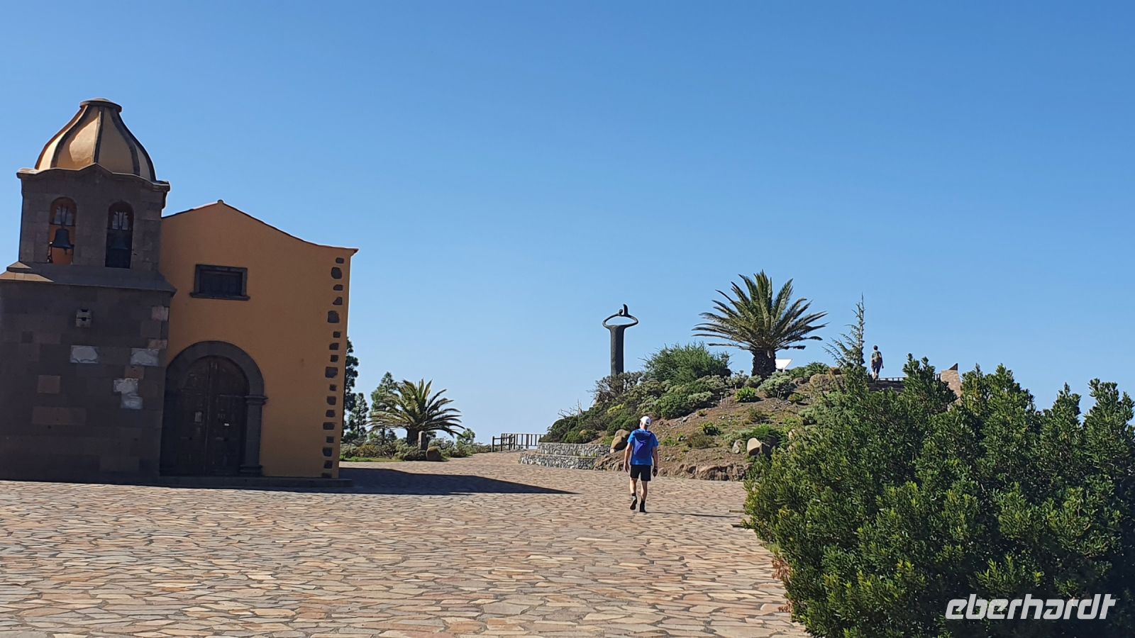 Mirador de Igualero mit dem Denkmal für die Pfeifsprache &ndash; &copy; Ria Heilmann (Eberhardt TRAVEL)
