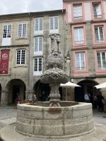 Brunnen in Lugo &ndash; &copy; Sabine C. Seifert (Eberhardt TRAVEL)