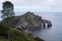 Gaztelugatxe firmierte in der Phantasy-Serie Game of Thrones als Dragonstone/Rocadragon/Drachenstein  &ndash; &copy; Andreas Böcker (Eberhardt TRAVEL)