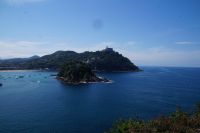 Santa Klara uhartea/Isla Santa Clara und Igeldo/Igueldo vom Urgull aus gesehen.  &ndash; &copy; Andreas Böcker (Eberhardt TRAVEL)