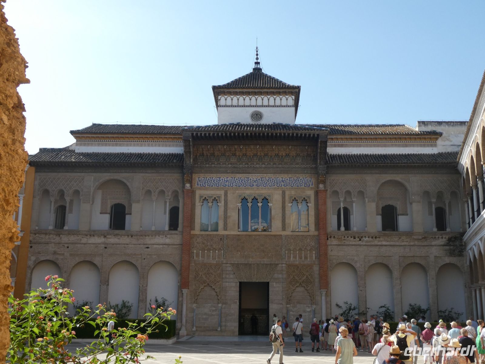 Eingang zum Palast Peter des Grausamen &ndash; &copy; Gina Egenolf (Eberhardt TRAVEL)