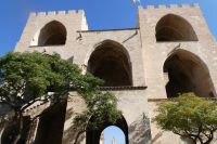 Torre de Serranos (Serranos-Türme dt.) &ndash; &copy; Gina Egenolf (Eberhardt TRAVEL)