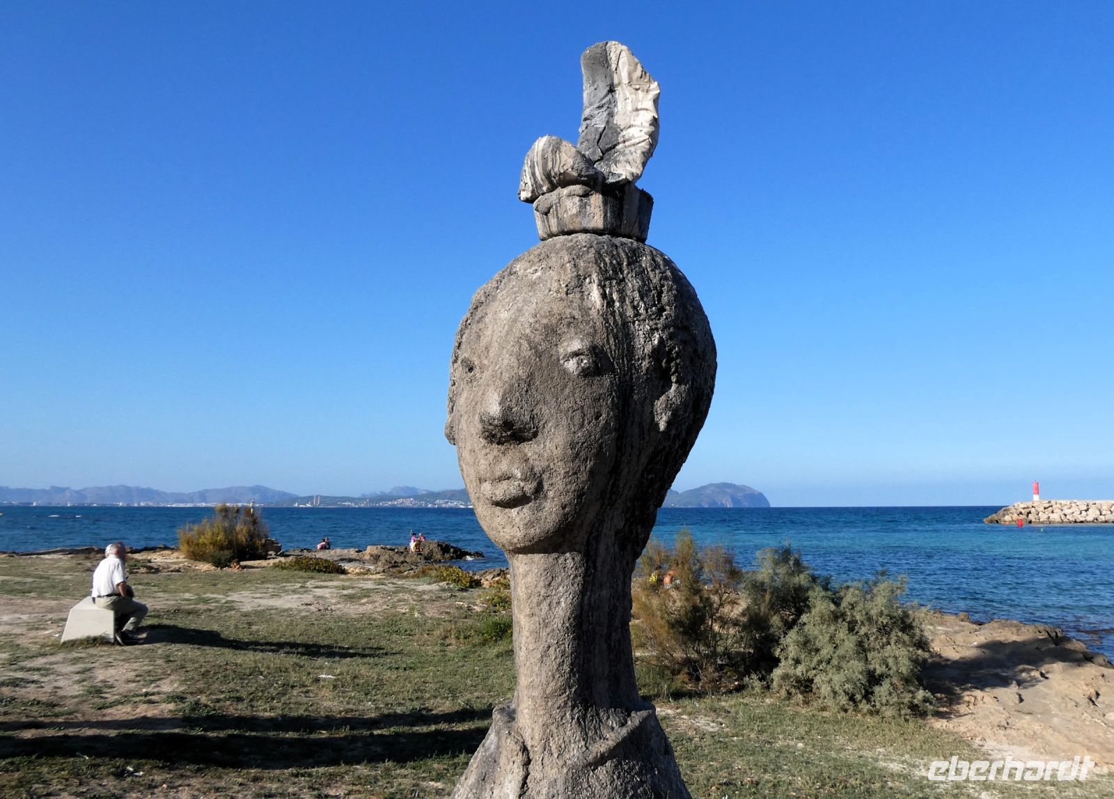 Skulptur von Joan Bennàssar (Künstler aus Pollenca) &ndash; &copy; Gina Egenolf (Eberhardt TRAVEL)