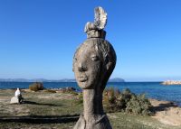 Skulptur von Joan Bennàssar (Künstler aus Pollenca) &ndash; &copy; Gina Egenolf (Eberhardt TRAVEL)