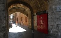 altes Stadttor zum Hafen &ndash; &copy; Gina Egenolf (Eberhardt TRAVEL)