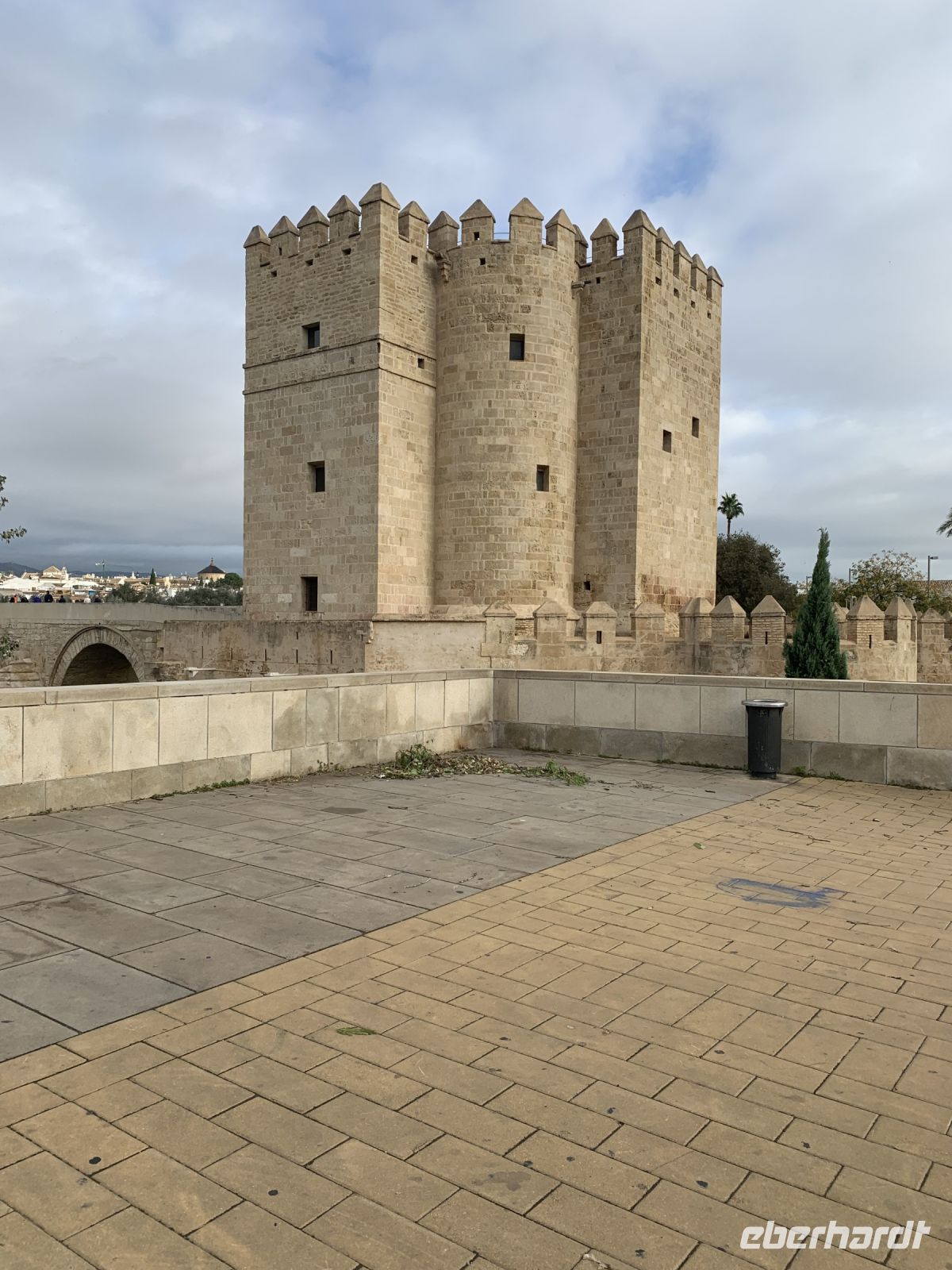 Festungsturm La Calahorra &ndash; &copy; Elke Knappe (Eberhardt TRAVEL)