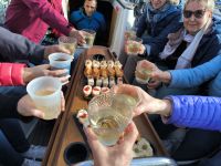 Barcelona. Segeltour, Salud! &ndash; &copy; Heike Jack (Eberhardt TRAVEL)