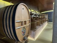 Weinkellerei &ndash; &copy; Francisco Javier Burgos Gutierrez (Eberhardt TRAVEL)