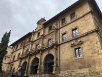 Spanien, Oviedo, Monasterio (Kloster) San Pelayo &ndash; &copy; Sabine C. Seifert (Eberhardt TRAVEL)