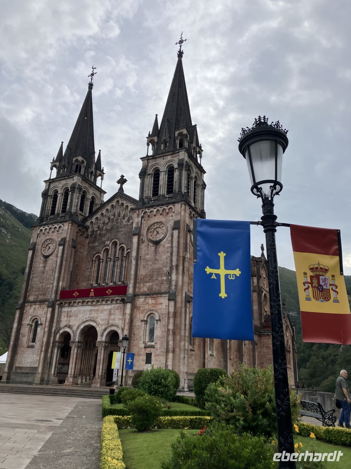 Nordspanien, Basilika de Covadonga &ndash; &copy; Sabine C. Seifert (Eberhardt TRAVEL)