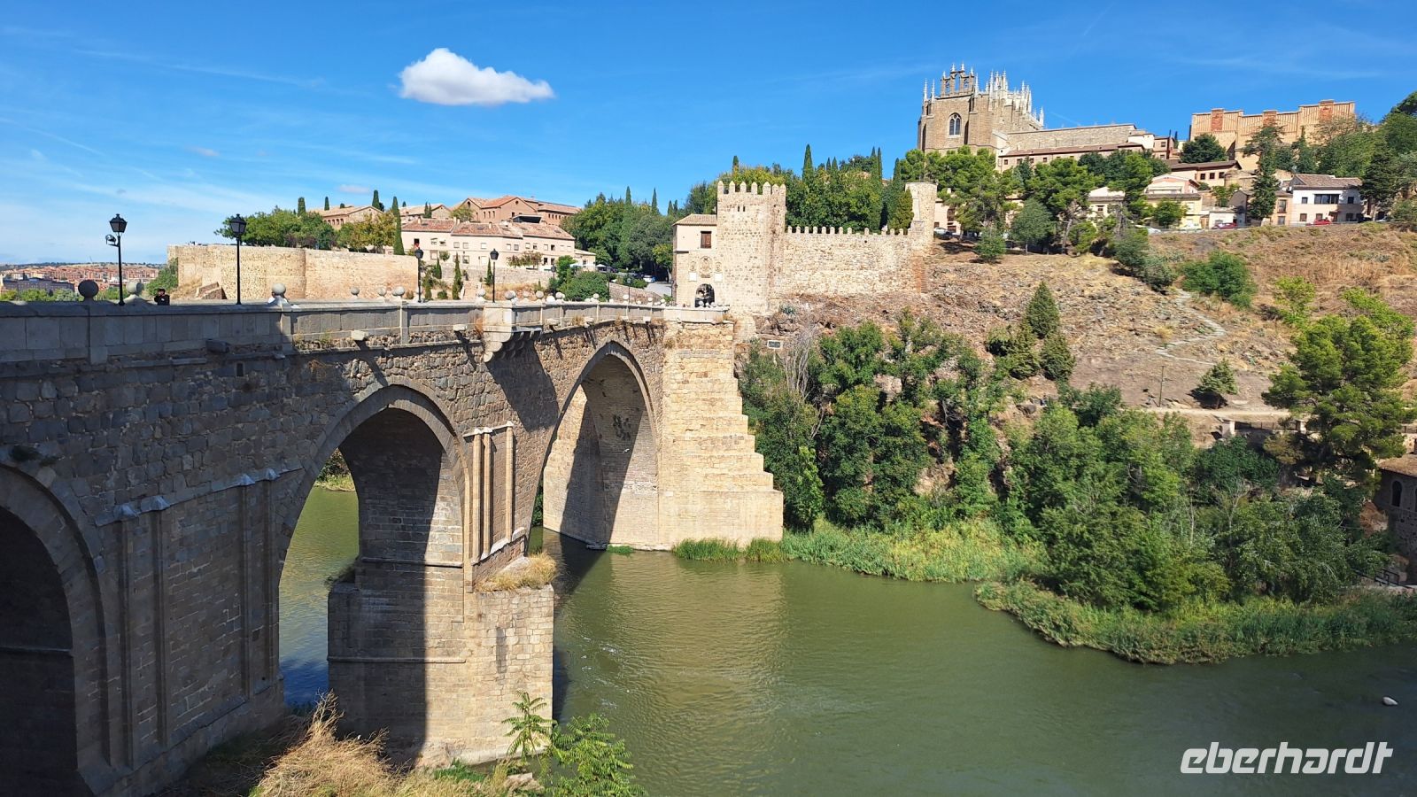 Puente San Martín &ndash; &copy; Sinah Witzig (Eberhardt TRAVEL)