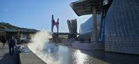 Bilbao, Installation am Guggenheim Museum &ndash; &copy; Ria Heilmann (Eberhardt TRAVEL)