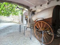 Gala-Dalí Schloss Puból  &ndash; &copy; Heike Jack (Eberhardt TRAVEL)