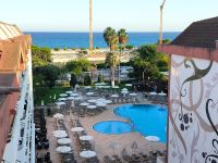 Hotel in Santa Susanna  &ndash; &copy; Heike Jack (Eberhardt TRAVEL)