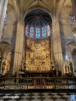 Das Hauptaltar der Kathedrale von Oviedo - Asturien, Spanien