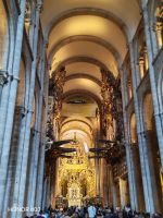 Der Hauptaltar und die Orgeln in der Kathedrale von Santiago de Compostela - Galizien, Spanien &ndash; &copy; Marieta Beck (Eberhardt TRAVEL)