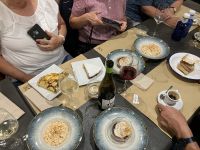 Spanien, Santiago de Compostela, Abendessen im Mesón 42 &ndash; &copy; Sabine C. Seifert (Eberhardt TRAVEL)