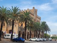 Rathaus/Plaza des Borns/Ciutadella/Menorca/Balearen &ndash; &copy; Susanne Hofen (Eberhardt TRAVEL)