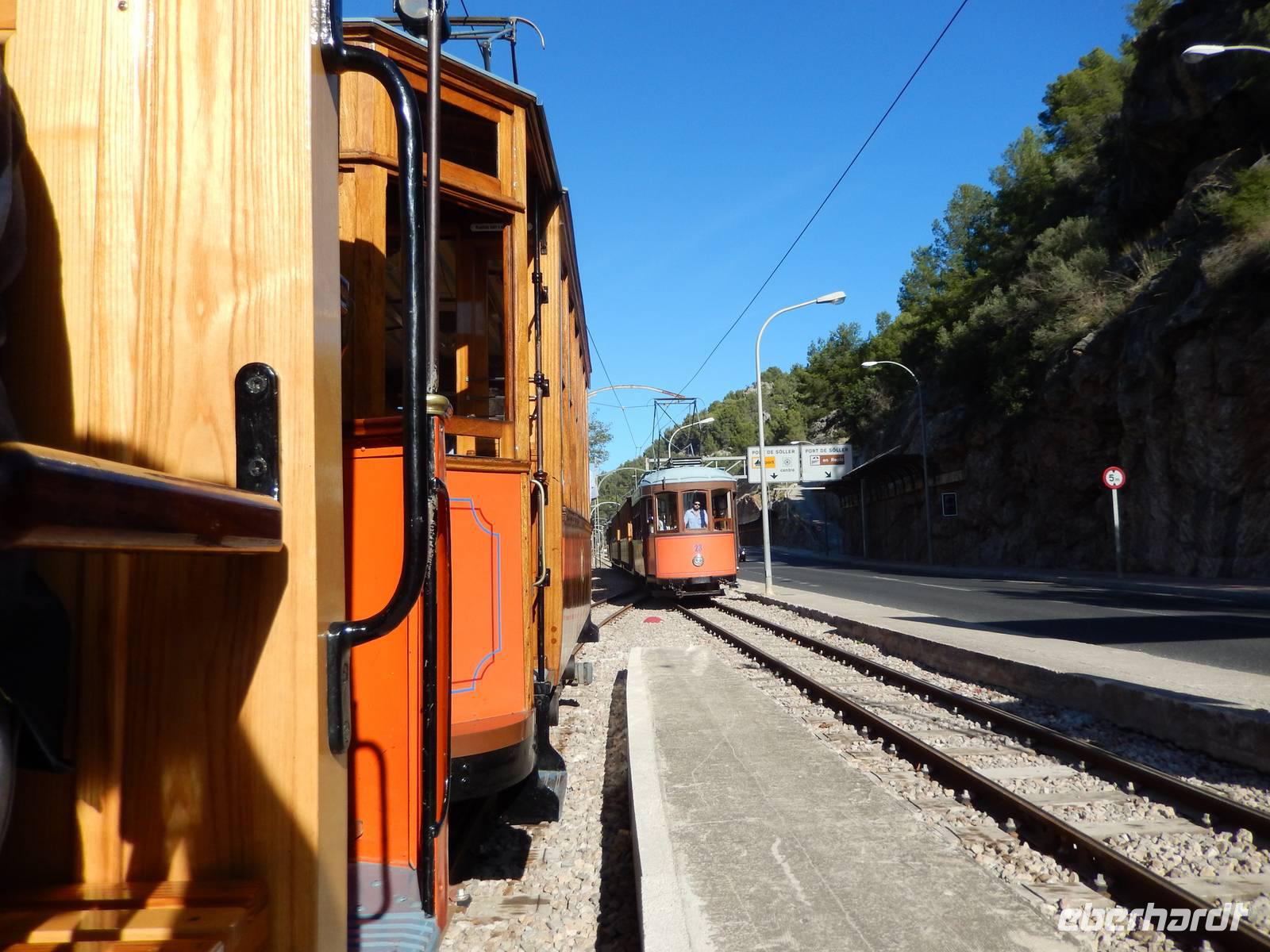 Gegenverkehr &ndash; &copy; Jens Fischer (Eberhardt TRAVEL)