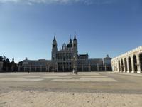 020-Madrid-Catedral_de_la_Almudena &ndash; &copy; Dirk Schlosser (Eberhardt TRAVEL)