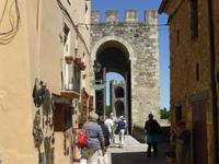 090-Besalu &ndash; &copy; Dirk Schlosser (Eberhardt TRAVEL)
