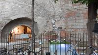 Kunstwerk in Barcelona &ndash; &copy; Karolin Schnell (Eberhardt TRAVEL)