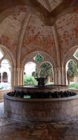 Brunnen Kloster Poblet &ndash; &copy; Karolin Schnell (Eberhardt TRAVEL)