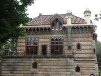 Comillas-  El Capricho &ndash; &copy; Elke Knappe (Eberhardt TRAVEL)