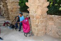 Im Parc Güell &ndash; &copy; Gina Egenolf (Eberhardt TRAVEL)