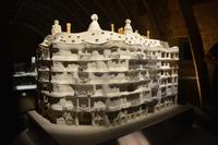 Modell Casa Milà &ndash; &copy; Gina Egenolf (Eberhardt TRAVEL)