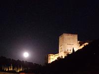 Granada bei Nacht (1) &ndash; &copy; Benjamin Rodriguez Manzanares (Eberhardt TRAVEL)