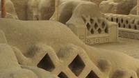 Wohnungen mit Familienaltar, Chan Chan, Peru &ndash; &copy; Maria Drewans (Eberhardt TRAVEL)