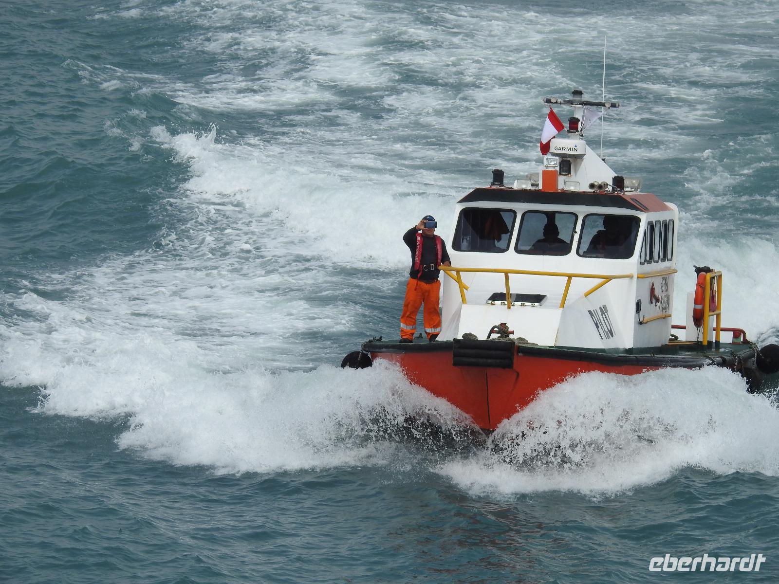 Lotsenboot &ndash; &copy; Sabine Letzybyll (Eberhardt TRAVEL)