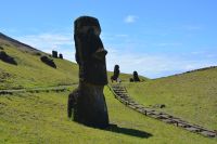 Chile und Osterinsel - Rano Raraku - Steinbruch der Moai (5) &ndash; &copy; Franziska Barthel (Eberhardt TRAVEL)