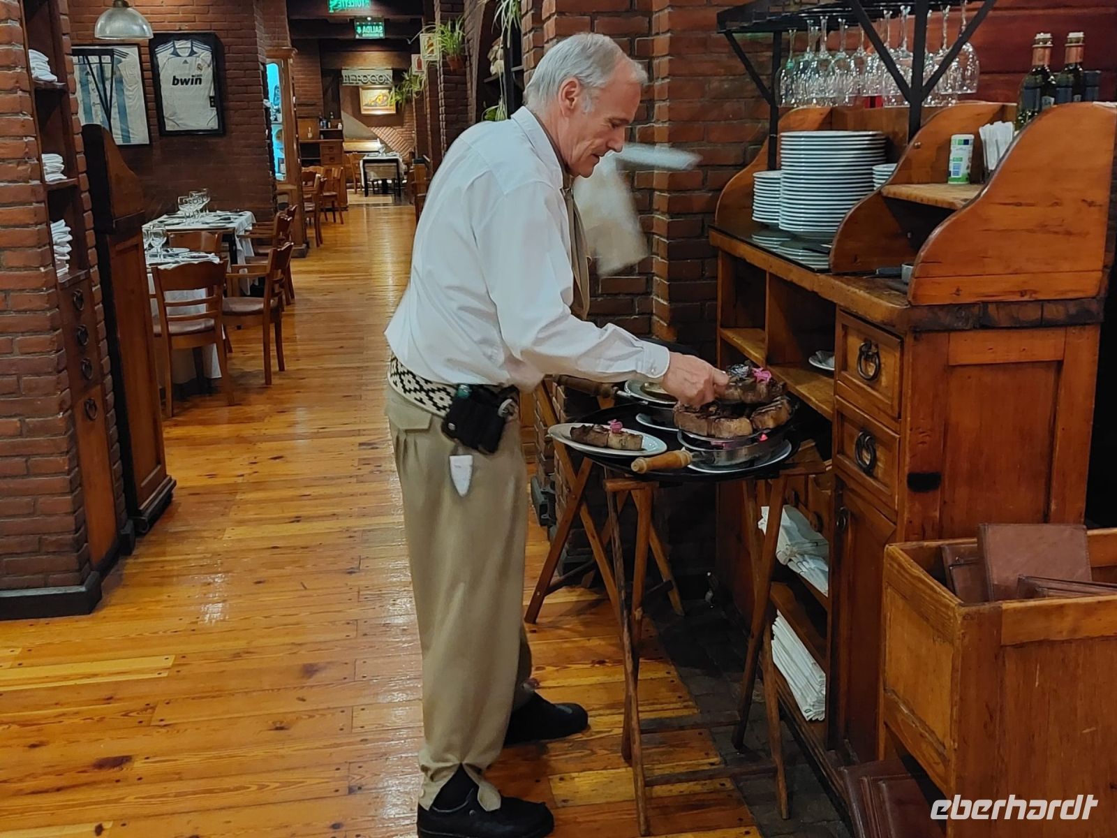 Buenos Aires - Abendessen im Restaurant Estilo Campo &ndash; &copy; Sabine Letzybyll (Eberhardt TRAVEL)