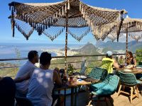 Hier sitzen  &ndash; &copy; Elisabeth Fox-Maerki (Eberhardt TRAVEL)
