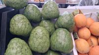 Obst in Markthalle San Isidoro Lima