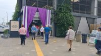 Besuch der Markthalle San Isidoro in Lima - Schmuck Fest Herr der Wunder