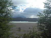 Lago Grey