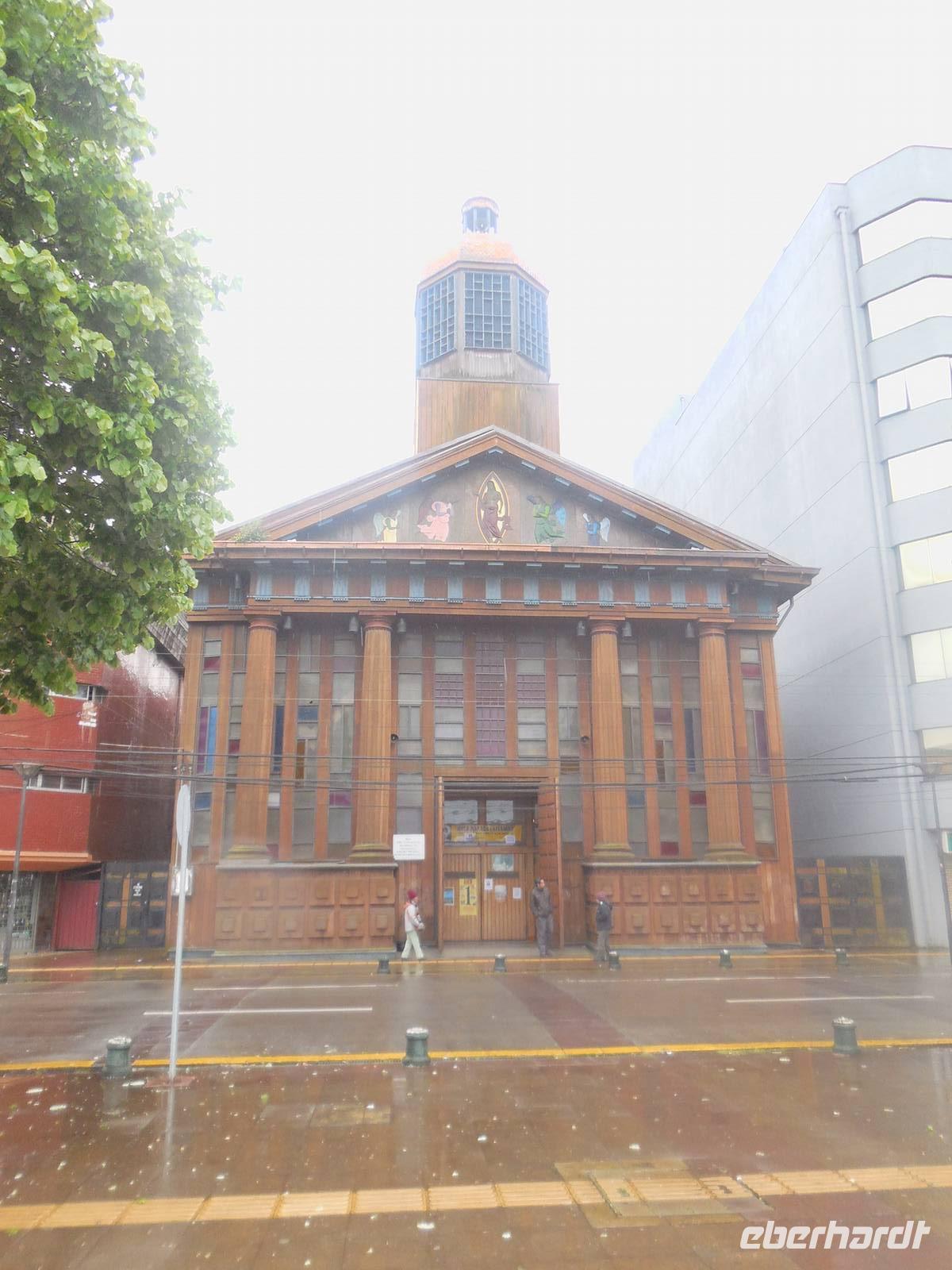 Kathedrale in Puerto Montt &ndash; &copy; Sylvia Sann (Eberhardt TRAVEL)