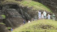 Steinbruch Rano Raraku &ndash; &copy; Maria Drewans (Eberhardt TRAVEL)