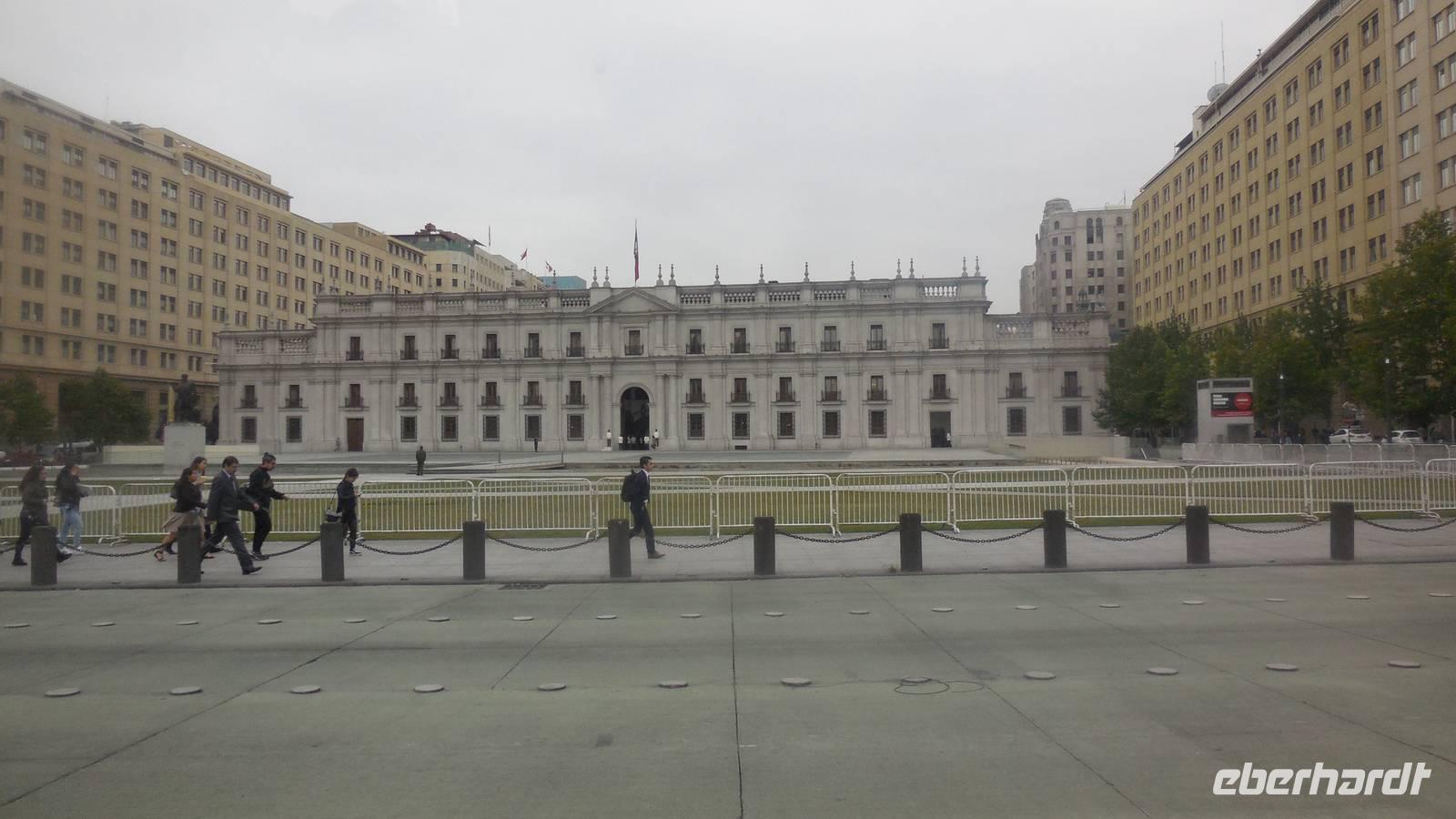 Präsidentenpalast in Santiago de Chile &ndash; &copy; Sylvia Sann (Eberhardt TRAVEL)