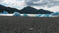 Lago Grey &ndash; &copy; Sylvia Sann (Eberhardt TRAVEL)