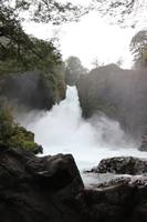 Saltos de Huilo Huilo &ndash; &copy; Marianne Förster (Eberhardt TRAVEL)
