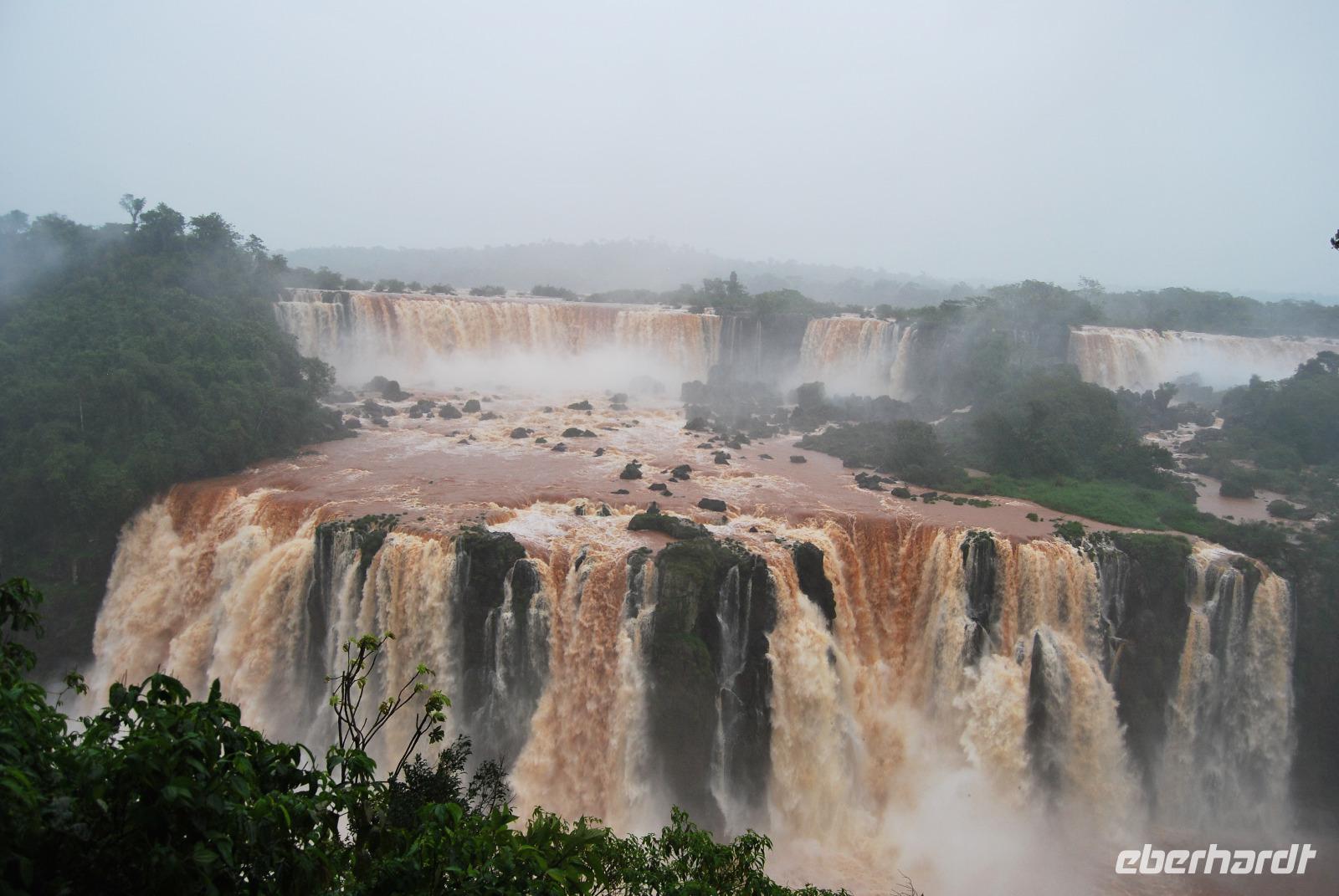 Iguazú-Wasserfall - Brasilianische Seite &ndash; &copy; Eric Richter (Eberhardt TRAVEL)