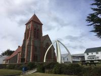 Falklandinseln - Spaziergang durch Stanley - Christ Church Cathedral und Walknochenmonument &ndash; &copy; Andreas Wolfsteller (Eberhardt TRAVEL)