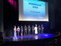 Norwegian Star - Begrüßungsshow &ndash; &copy; Sabine Letzybyll (Eberhardt TRAVEL)