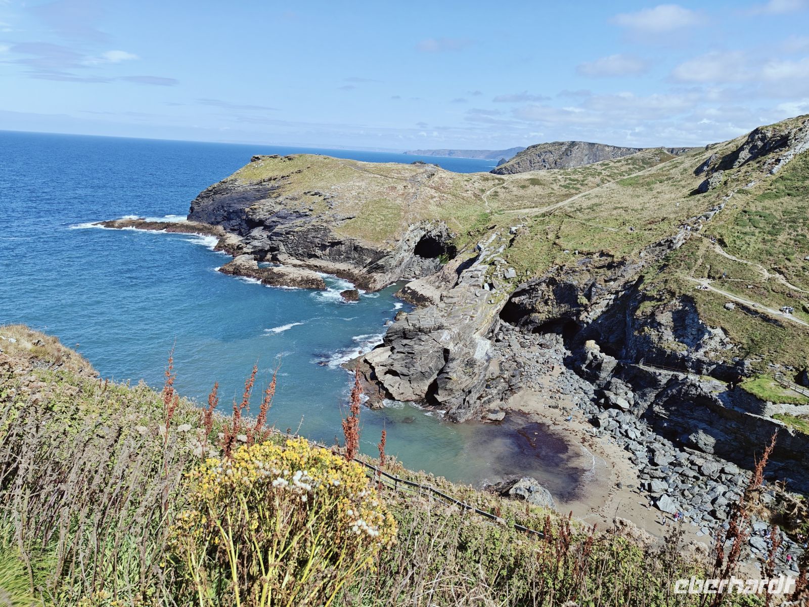 Bucht bei Tintangel &ndash; &copy; Britta Martini-Miles (Eberhardt TRAVEL)