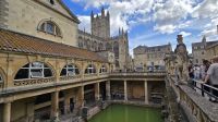 Blick zur Abteikirche in Bath  &ndash; &copy; Marlies Thrum (Eberhardt TRAVEL)